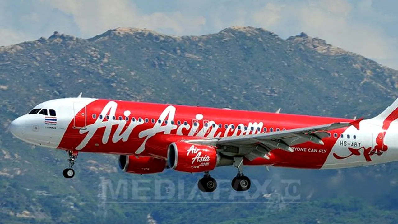 Acţiunile AirAsia au consemnat cel mai mare declin din 2011, după dispariţia avionului Airbus A320