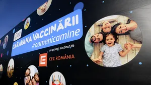 Vaccinarea în Capitală continuă. Mai multe centre au program prelungit în weekend şi unul este deschis non-stop