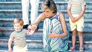 Micul Prinţ obraznic: Imagini nemaivăzute cu Harry şi William din perioada când familia lor se destrăma - GALERIE FOTO, VIDEO 
