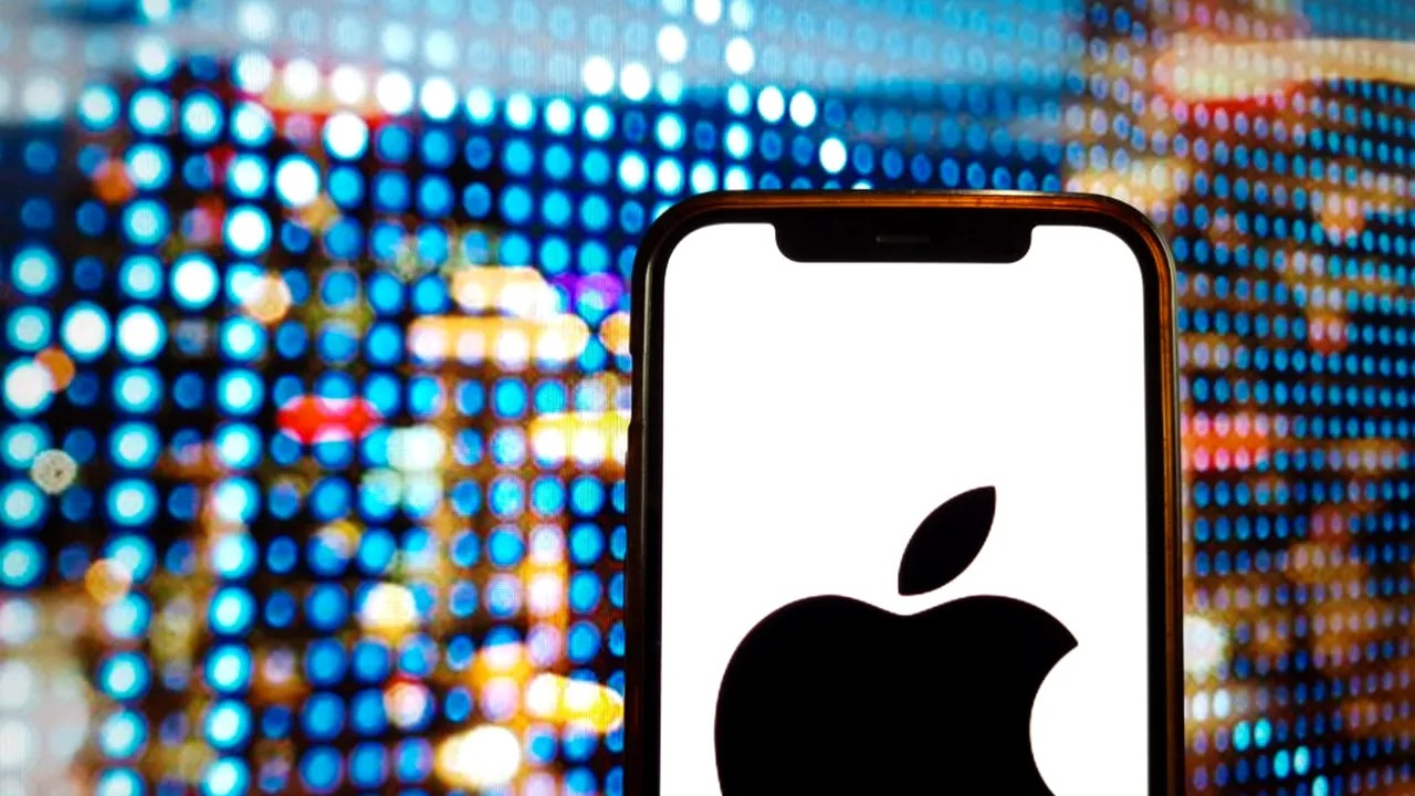 Suma uriașă la care va ajunge să coste un Iphone după tarifele lui Trump