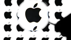 Apple va răscumpăra de pe piață acțiuni în valoare de 100 miliarde de dolari