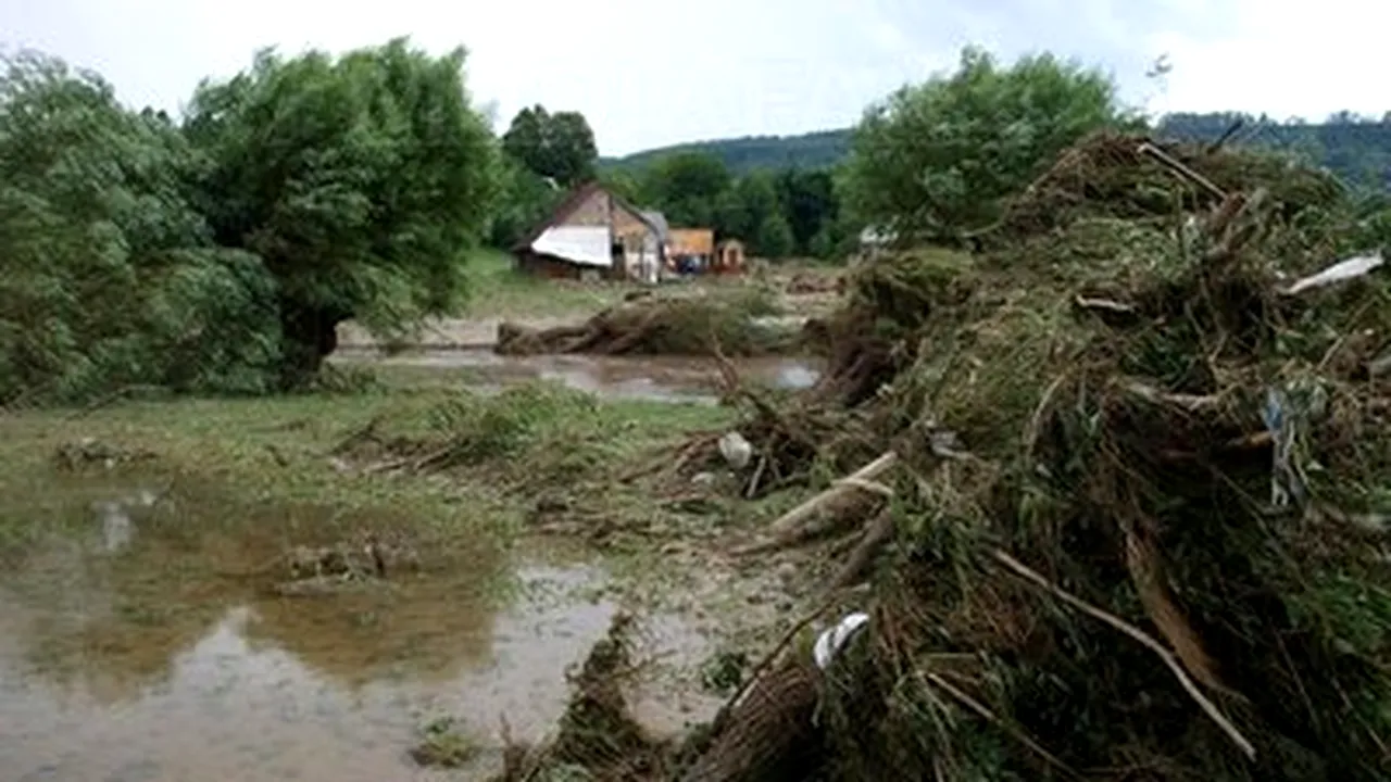 Nineteen Dead, Four Missing, Thousands Evacuated In Romanian Flood-Hit Areas