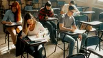 Tot mai mulți tineri se simt obligați să fie perfecți. Cercetătorii avertizează asupra efectelor