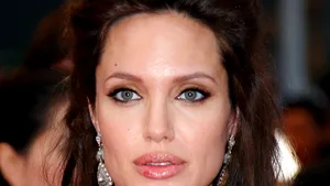 Angelina Jolie, supărată din cauza înregistrării video în care apare drogată