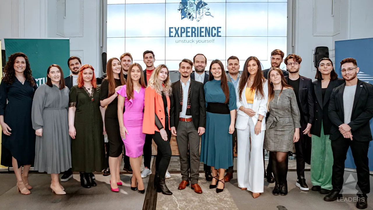 Singurul program de leadership personal din România bazat pe conceptul de accelerator de experienţe
