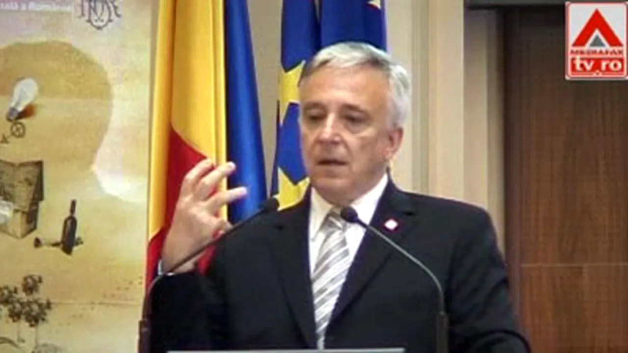 Isărescu: România are fonduri suficiente