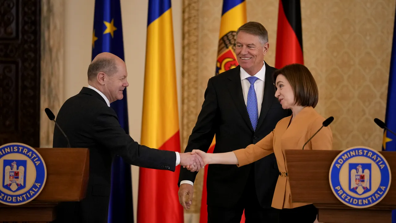 Olaf Scholz afirmă susţinerea pentru Republica Moldova şi denunţă acţiuni ruse în sensul destabilizării