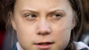 Greta Thunberg a ajuns la Lisabona după ce a traversat Atlanticul pe un velier. Cât a poluat, de fapt, călătoria ei 