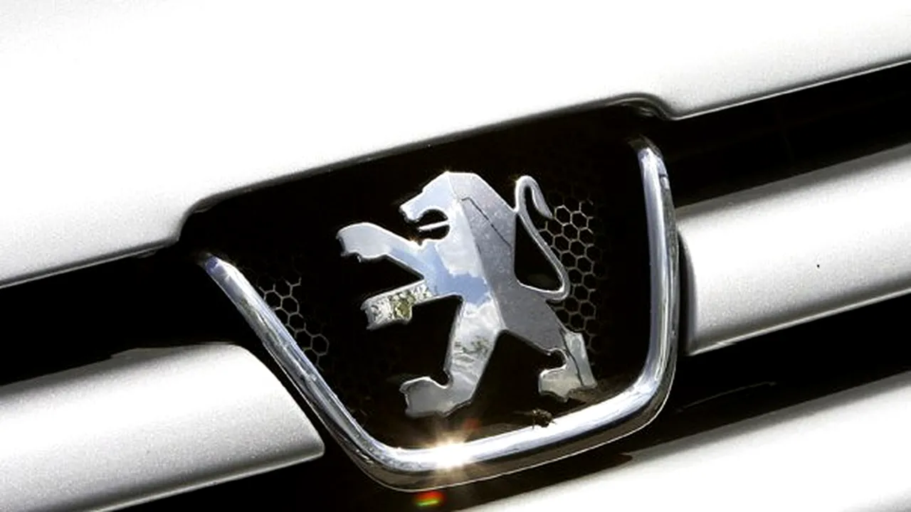 Peugeot va prezenta versiunea hibridă a automobilului crossover 3008, primul diesel-electric în lume