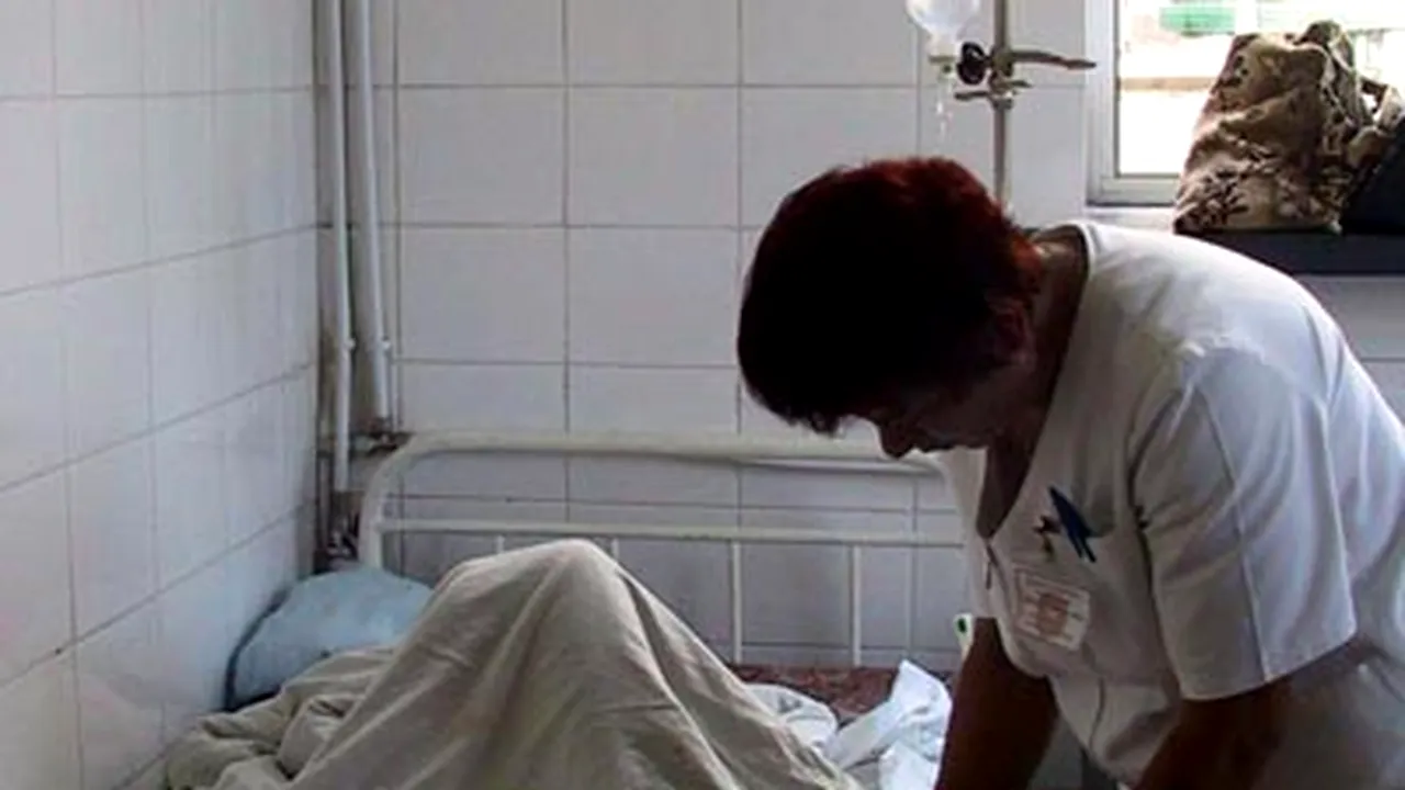 Copiii intoxicaţi cu antigel, ţinuţi în stare de ebrietate controlată