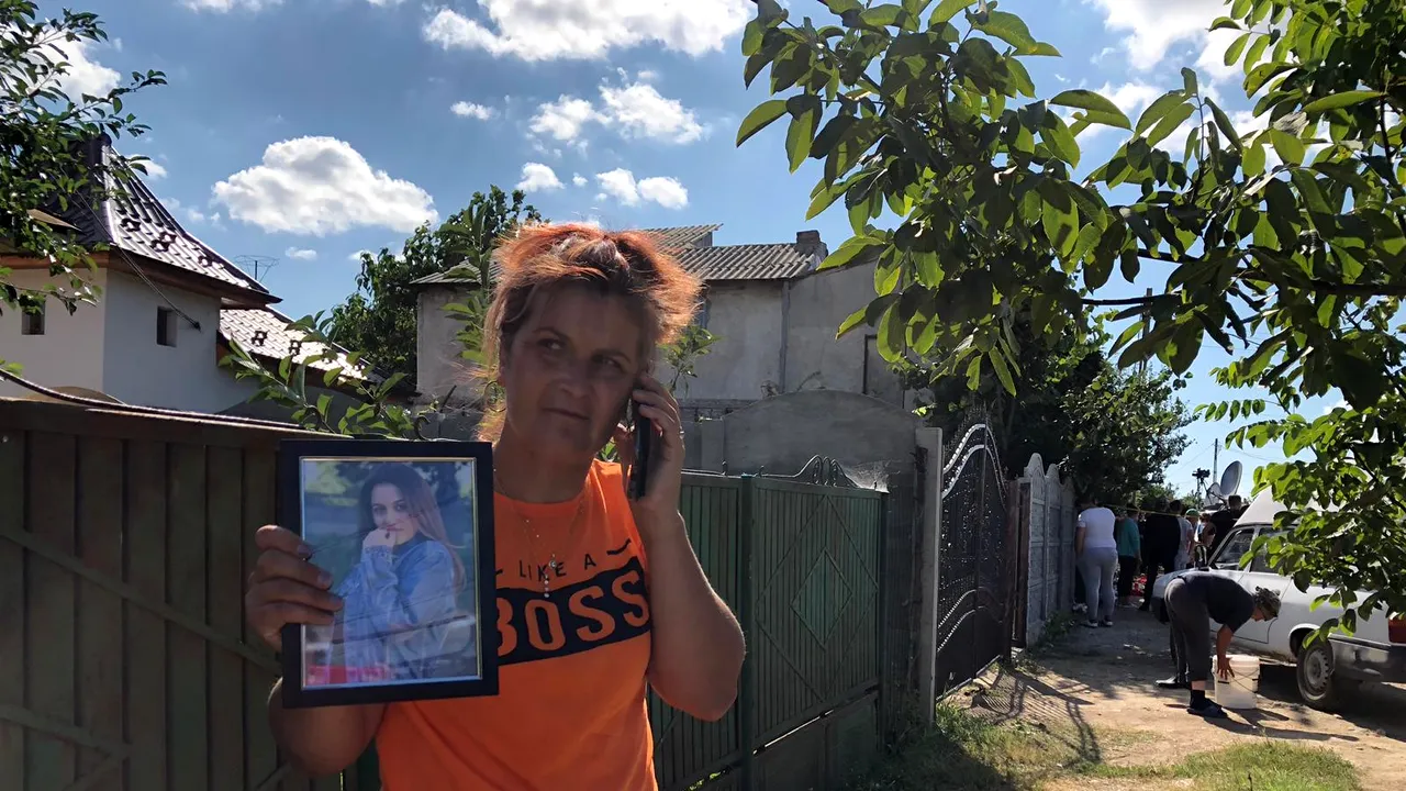 Scene impresionate la Casa Groazei: Familia Luizei a vrut să intre în curte / Rudele fetei DIICOT cer să fie informaţi: 