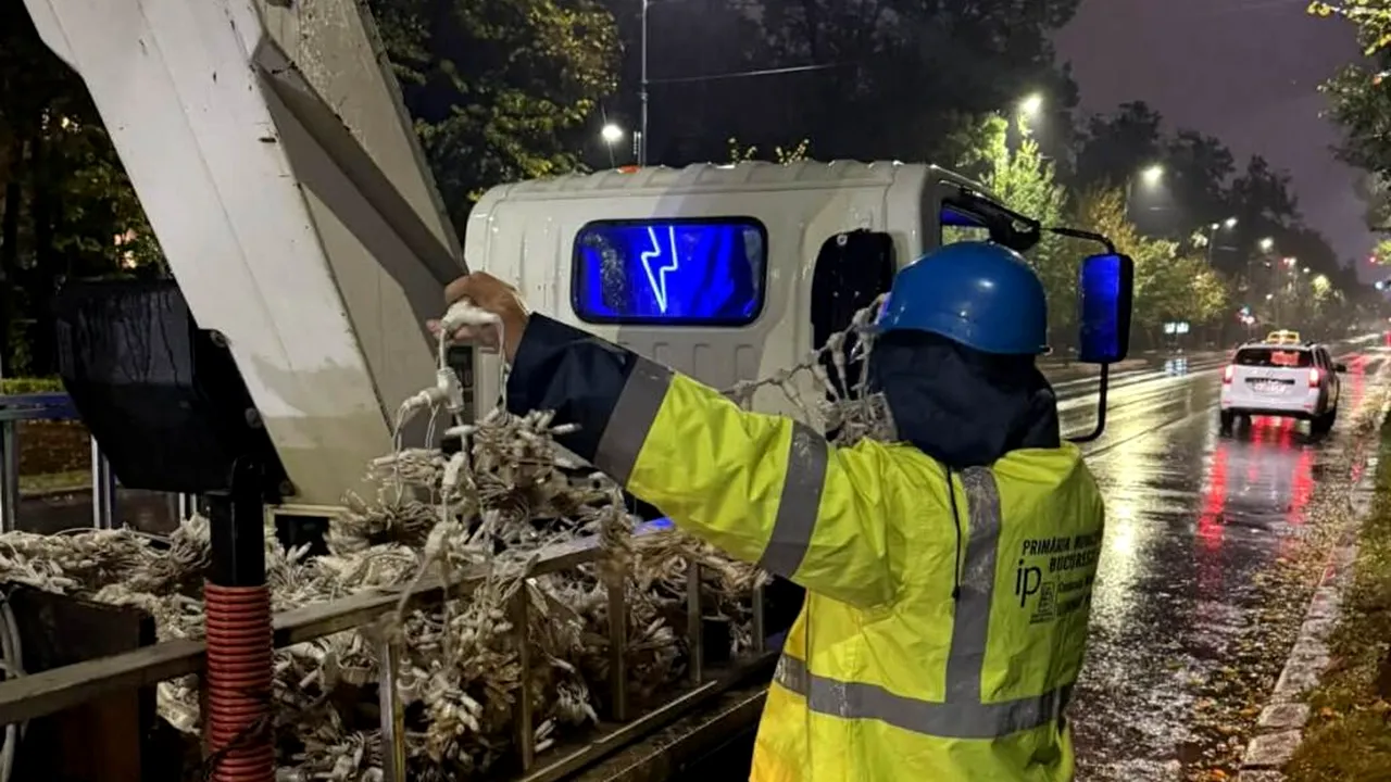 Primăria Capitalei anunță că 6 milioane de luminițe vor împodobi bulevardele Bucureștiului. Când se deschide Târgul de Crăciun din Piața Constituției