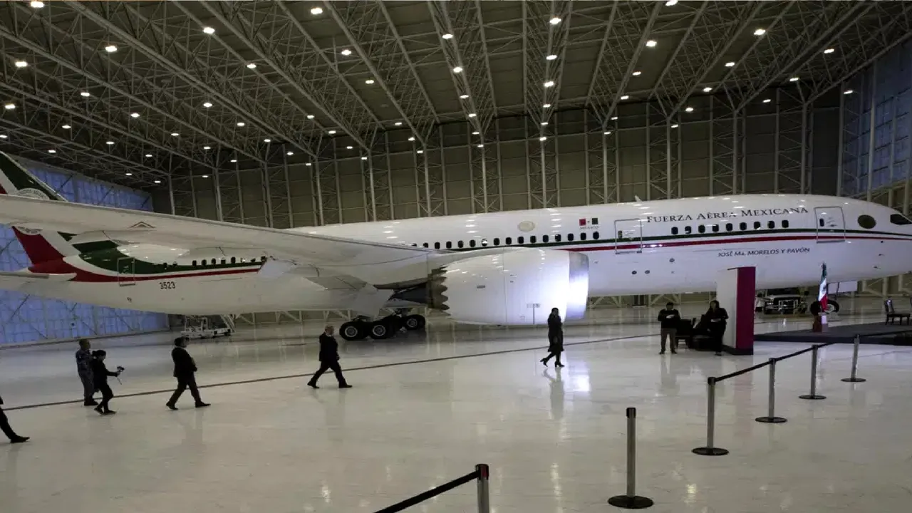 Atât de gravă este criza economică încât Mexicul şi-a vândut avionul prezidenţial. Cu cât l-a dat şi cui l-a vândut? 