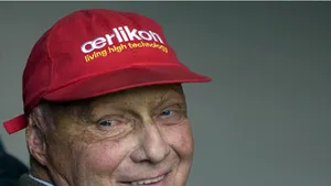 Fostul campion mondial de F1 Niki Lauda s-a căsătorit a doua oară