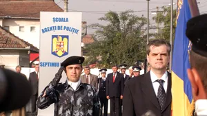 Aproape 10.000 de candidaţi s-au înscris la admiterea în şcolile de poliţie. Viitorii candidaţi vor da mai multe probe