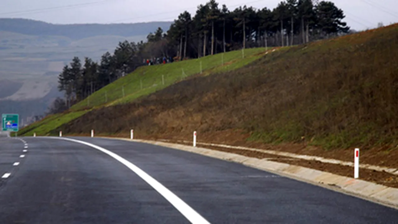 Guvernul încheie cu Bechtel un acord pentru circa 20 kilometri, Boc speră să nu fie concedieri masive