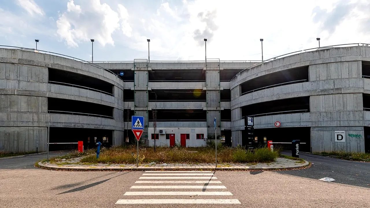 Parcarea supraterană de la Arena Naţională va fi refăcută. Anunţul făcut de Nicuşor Dan
