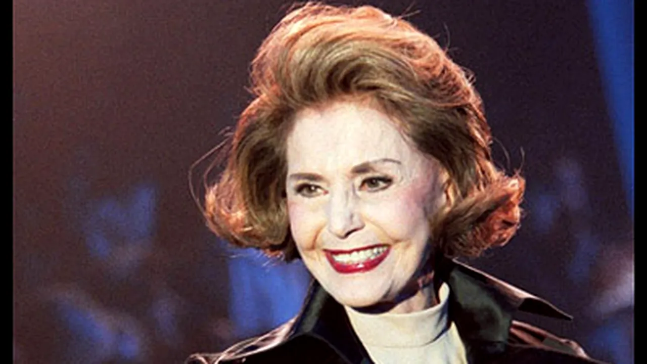 Cyd Charisse, ultima mare dansatoare a Hollywood-ului, a murit (Video)