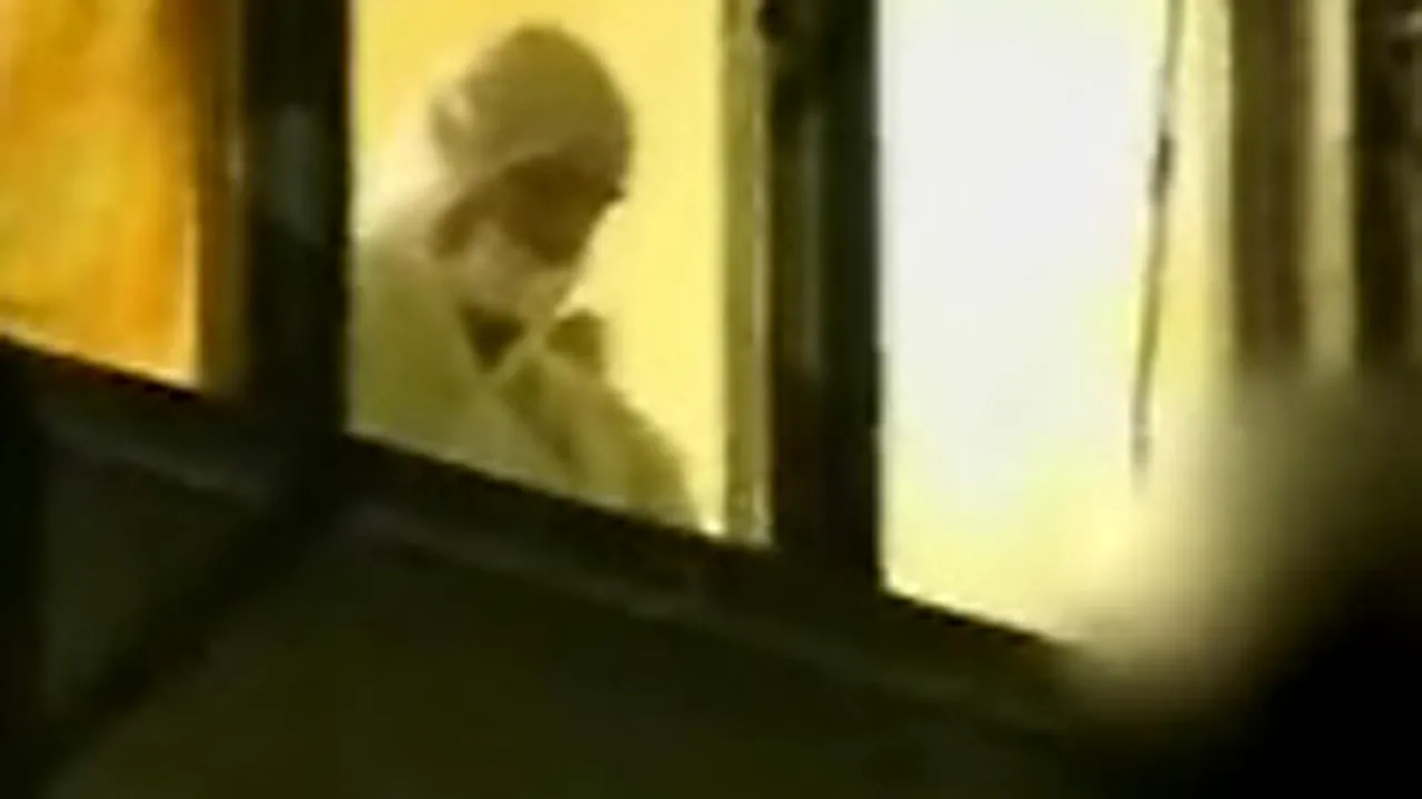 Bărbatul care şi-a decapitat mama are grave probleme psihice (Video)