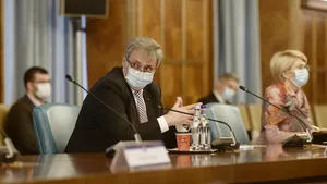 Declaraţie controversată a ministrului Vela: Când vedeţi pe cineva că strănută şi nu are mască, puteţi suna la 112