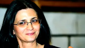 INTERVIU- Simona Popescu. De la Apolodor la tinerii desculţi şi fetele cu coroniţă: 