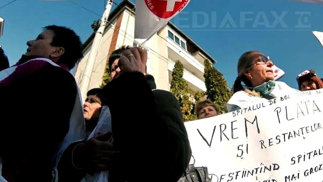 PROTESTELE în sănătate continuă: Sindicaliştii pichetează sediul Ministerului Sănătăţii