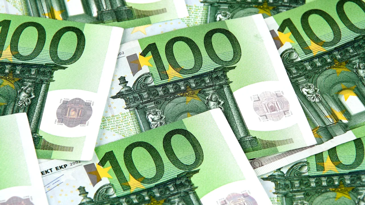 Ionuţ Dumitru, Raiffeisen: În 2017, stocul creditelor acordate ar putea creşte cu 5-10%