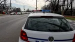 Opt mașini parcate în Capitală, lovite de un vehicul scăpat de sub control