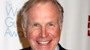 Actorul american Wayne Rogers, cunoscut pentru rolul în serialul 