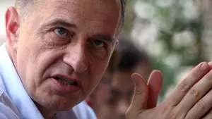 Geoană: Mă rog pentru sănătatea şi libertatea lui Năstase