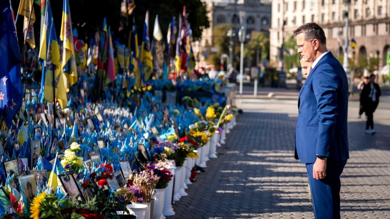 Ministrul apărării naționale, prezent la Kiev de Ziua Independenței Ucrainei