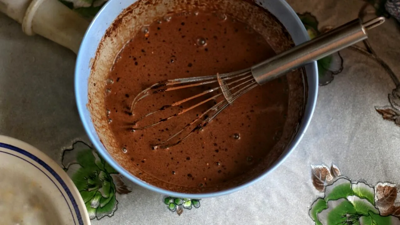 Brownie pudding, desertul de ciocolată care se face ușor și este perfect pentru sărbători
