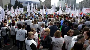Grefierii și personalul auxiliar din Justiție anunță proteste și oprirea activității după noua lege a salarizării: „Sistemul riscă un nou val de litigii”