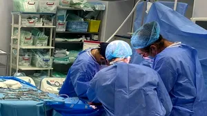 O fată de 15 ani în moarte cerebrală a salvat mai multe vieţi. Prelevare de organe la Sibiu