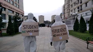 Studenţii ieşeni nu vor certificat verde în universităţi. „Nici studenţii vaccinaţi nu sunt de acord cu aceste abuzuri”