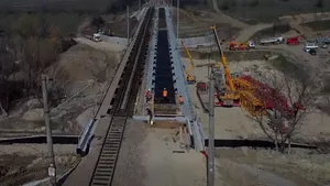 Teste la un viaduct feroviar din sudul României. CFR anunță cum va decurge operațiunea