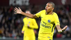 Arsene Wenger: Kylian Mbappe este noul Pele. Poate deveni cel mai bun jucător al lumii, nu îţi lasă niciodată impresia că stai de vorbă cu un puşti de 18 ani