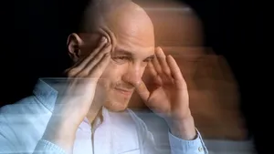 Pacientul bizar: Din 2005, după un tratament la dentist, un bărbat are o memorie care nu depășește 90 de minute