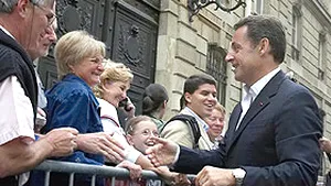 Sarkozy îi primeşte personal pe vizitatori, la Palatul Elysee