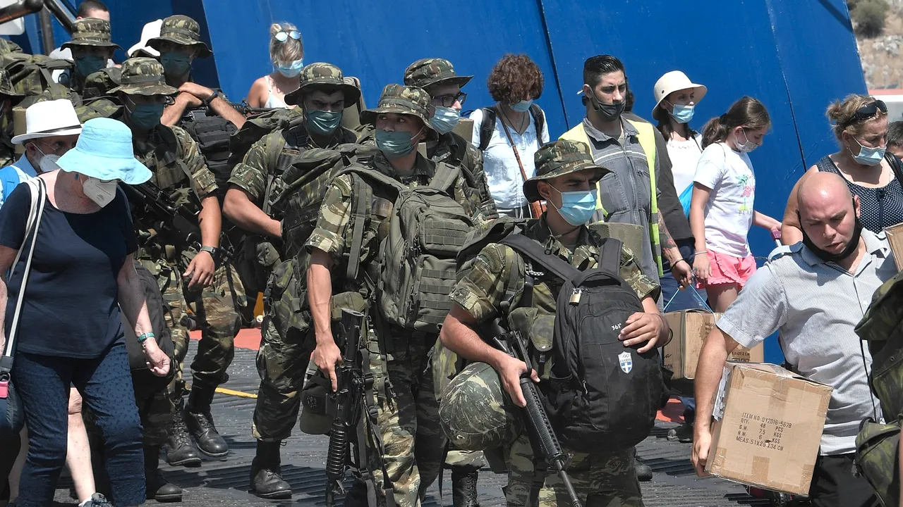 Ankara e revoltată de prezenţa unor militari greci în Kastellorizo, Cere demilitarizarea insulei 
