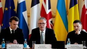 Starmer vrea crearea unei coaliţii care să garanteze pacea în Ucraina: Regatul Unit este pregătit să sprijine acest lucru „cu bocanci la sol şi avioane în aer”