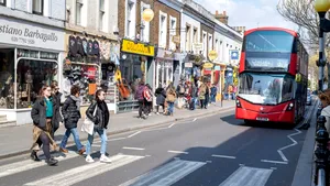 Firme româneşti din Londra au primit scrisori xenofobe. Poliţia britanică, informată. Reacţia MAE