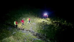 Un turist a murit în Munții Făgărașului. Echipele Salvamont avertizează că recuperarea cadavrului este dificilă