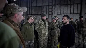 Războiul din Ucraina, ziua 393. Zelenski a mers într-o zonă fierbinte din Herson / Capacitatea ofensivă a Rusiei în Bahmut este în scădere / Ambasadorul rus la în SUA: Occidentul conduce Omenirea către Armaghedon / Medvedev, zi plină cu vorbe grele