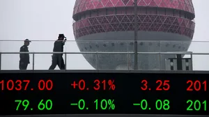 Bursele din China îşi revin după pierderile masive din zilele precedente