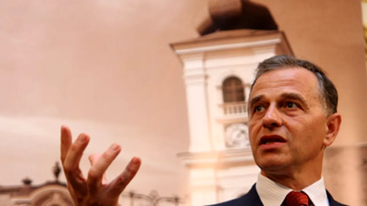 Geoană: Asumarea răspunderii pe legile educaţiei, pretext de rupere a coaliţiei