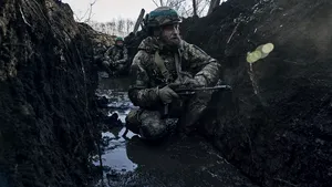 Războiul din Ucraina, ziua 651. Ucraina riscă să piardă războiul cu Rusia dacă nu va primi mai mult ajutor militar din SUA / Soldaţii recompensaţi cu titlul de Erou al Ucrainei vor primi apartamente din partea statului