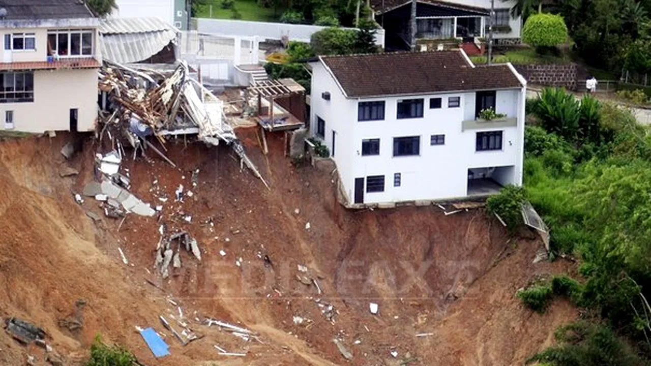 Zeci de mii de sinistraţi în Brazilia, din cauza inundaţiilor
