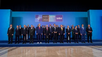 FOTO Summitul NATO de la Ankara, ziua a doua | Reuters: Trump le-a spus aliaților că vrea să păstreze SUA în NATO / Ce menționează declarația finală a summitului