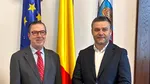 Ciucu și ambasadorul Spaniei pregătesc un proiect comun la București. Miza: tinerii și prevenirea adicțiilor